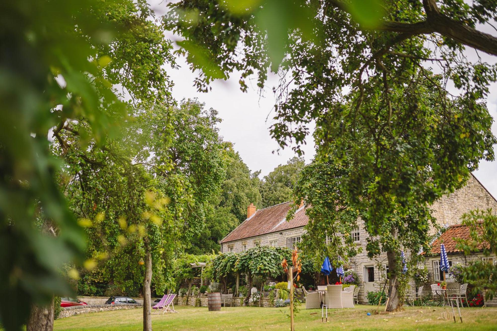 The Pheasant Hotel Harome Eksteriør billede